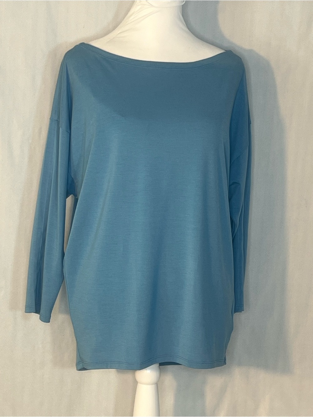 Athleta Top Slate Blue Oversized Drop Shoulders V Cut Out In Back W/Pleat XS 👍